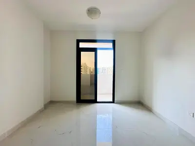 Luxury 1bhk 2washroom with balcony 12chque payment in Al jada Sharjah