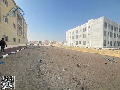 Prime Location at a Great Price for a Quick Sale: Ground Floor + 8 Floors