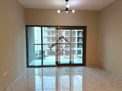 HUGE LAYOUT | BALCONY | PRIME LOCATION