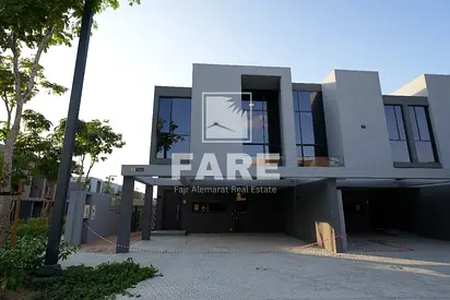 3BR Corner Townhouse in Robinia, Masaar 1