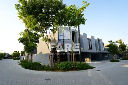 3BR Corner Townhouse in Robinia, Masaar 1