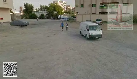 للبيع بعجمان ارض بالراشديه 1 سكني تجاري ارضي + 4 مساحه 215 متر 2300 قدم موقع ممتاز مطلوب مليون و200