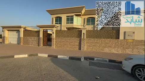 🏡 Spacious 5BR Corner Villa | Hall | Maid Room | Central AC | Swimming Pool | Main Road | 130K 💎
