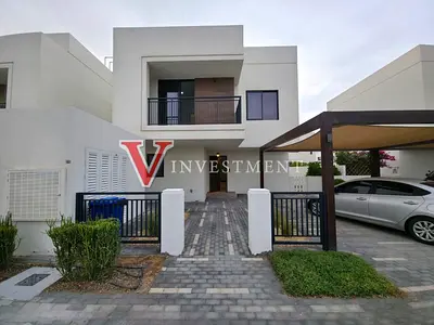 Exclusive | Largest Plot | Single Row Corner