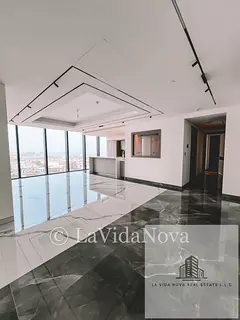 Luxury High-Floor 4BR Apartment with Iconic Views | S Tower | Motivated Seller