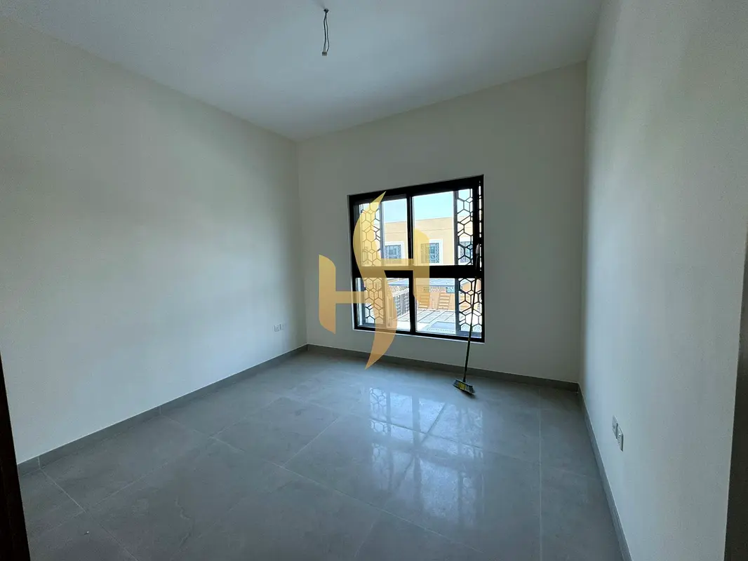 Brand New I Freehold I 80% Bank Finance