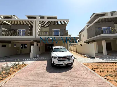 GENUINE RESALE | 3BR+ Roof | SPACIOUS LAYOUT TH12-E | Handover Soon | B2B | Corner L Shape Garden