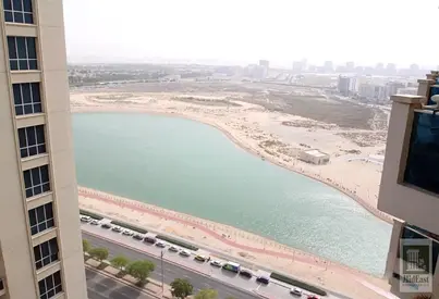 STUDIO FOR SALE | INVESTMENT DEAL | VIEW LAKE