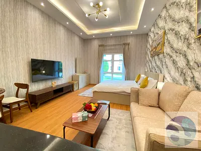 Luxury | well furnished |Front of Metro | MED 49