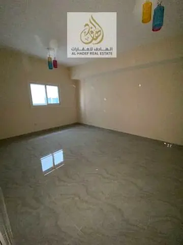 استوديو للايجار السنوي // اول ساكن // بنايه جديده
