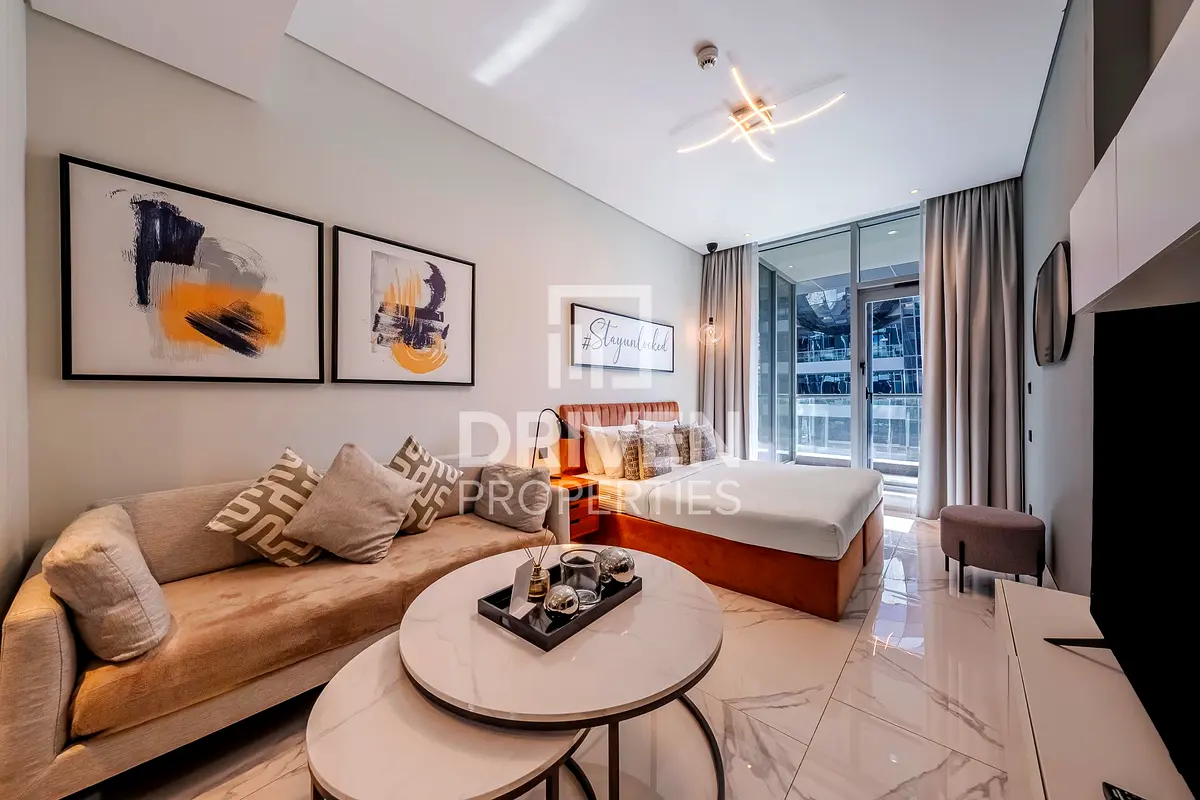 gallery-tour