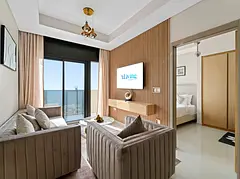 Premium 2BR Stay | Aykon C | Daily &amp; Monthly