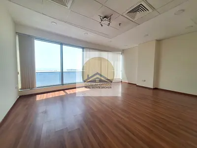 Chiller free Luxurious Office space 2 Parking free