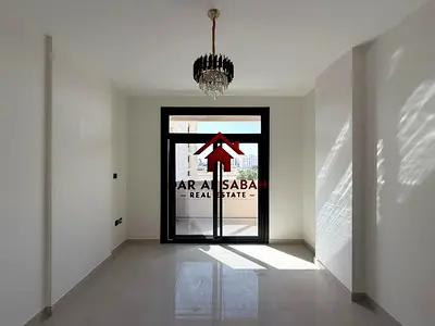 6 cheque payment / deposit cash /with balcony / ready to move?