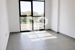 Lowest price and a stunning view 🌿🏙️