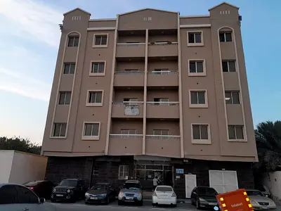 مبنى سكني أرضي + 4 طوابق للبيع في عجمان الراشدية-2