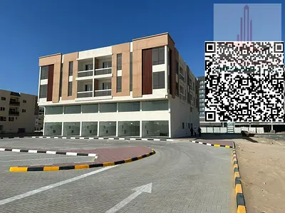 🏪✨ محل ميزانين مميز على شارع رئيسي في الجرف الصناعية 3