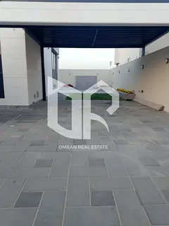 🏡 Villa for Sale in Al Hoshi – Real Bargain 🔥