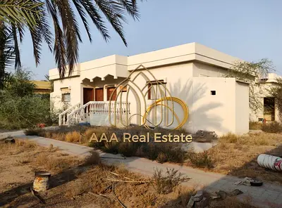 HUGE PLOT | 2 VILLAS | PRIME LOCATION | MAIN ROAD