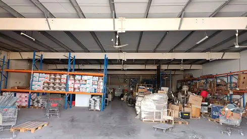 9400sqft COMMERCIAL WAREHOUSE FOR RENT IN AL QUOZ AED 680/-K