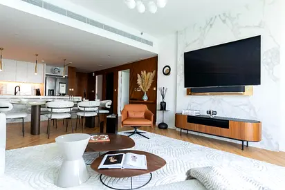 Ultra Luxury|Upgraded|Vacant on Transfer