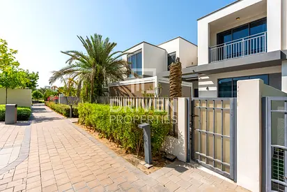 Fully Furnished | High End Unit | Ready to Move in