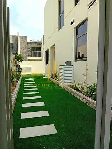 Furnished | Spacious Layout | Ready To Move In