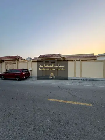 فيلا للايجار فى النخيلات