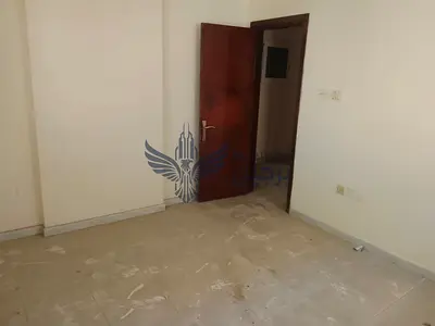 Well-Maintained 2 BHK for Rent family building