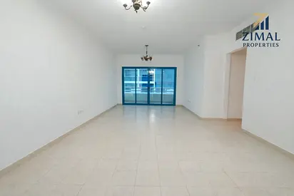 Specious airy 2Bhk with 3 bath and big balcony at a premium location in affordable price