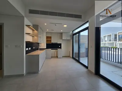 LUXURY 3 BR VILLA | MAID + GARDEN | PRIME LOCATION