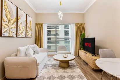 Stylish 1 Bed Close to Canal Walk & Burj Khalifa | Furnished | Flexible term