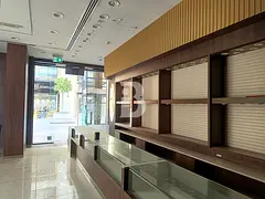 Premium Showroom | No Key Money