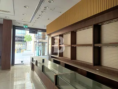 Premium Showroom | No Key Money