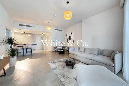 Vacant | Fully Upgraded | Fully Furnished