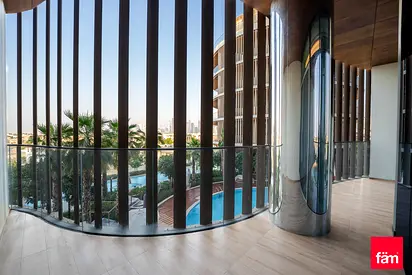 Burj KhalifaCanal View Brand New 3 Bed+Maid