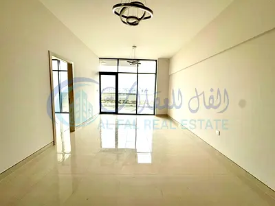 شقة فاخرة 1  غرف ماستر+ غرفه دراسه | مبنى جديد متكامل الخدمات | موقع رئيسي في المدينة العالمية المرحلة الثانية ورسان 4