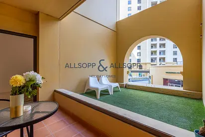 CLOSE TO THE BEACH - 2 BEDROOM APARTMENT IN BAHAR 1, JBR