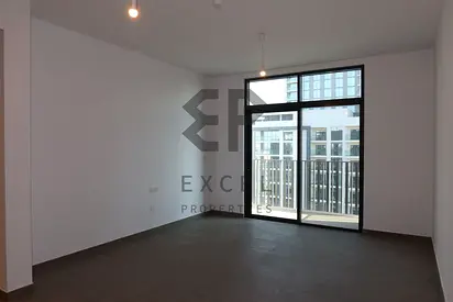 Vacant and Recently Handed Over | Premium Built