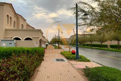 Buy Now Best Price Corner Bigger Plot Type B Vacant Close To Park & Pool