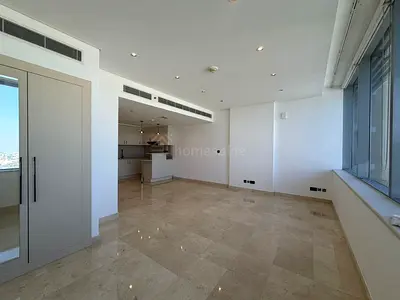WELL MAINTAINED | PRIME LIVING | STYLISH STUDIO