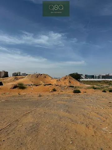 Distress Deal/G+35/ Residential/Commercial/ Golden Opportunity For Investment