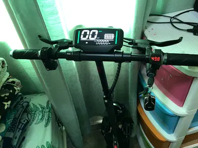 Aster electric scooter- with chair- fast and smooth- With charger