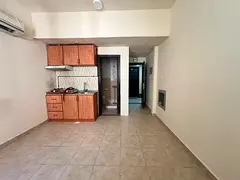Seprate kitchen studio just in 20k ready to move