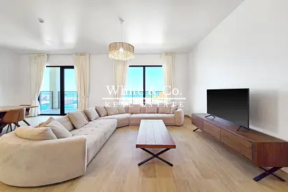 Beachfront living | Sea Views |Vacant Now