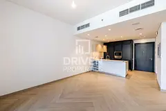 Spacious | Skyline View and Prime Location