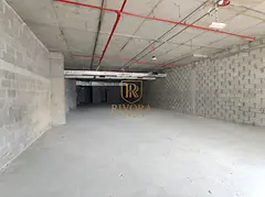 RETAIL SHOP I SHELL &amp; CORE I PERFECT SPOT