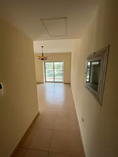 Chiller Free, High Floor, Good Layout