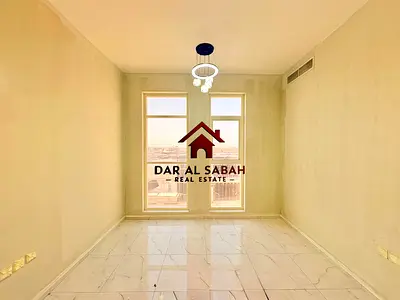 6 cheque payment/close hall/master badroom/ready to move!