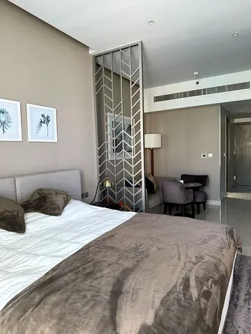 FULLY FURNISHED | HIGH FLOOR | PRIME LOCATION